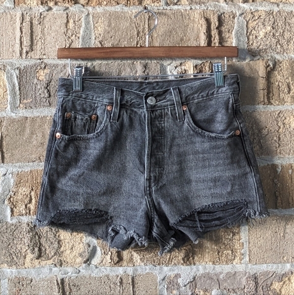 Levi's Premium Faded Black High Rise 501 Jean Cutoffs Shorts Size 25 Button Fly - Picture 1 of 13